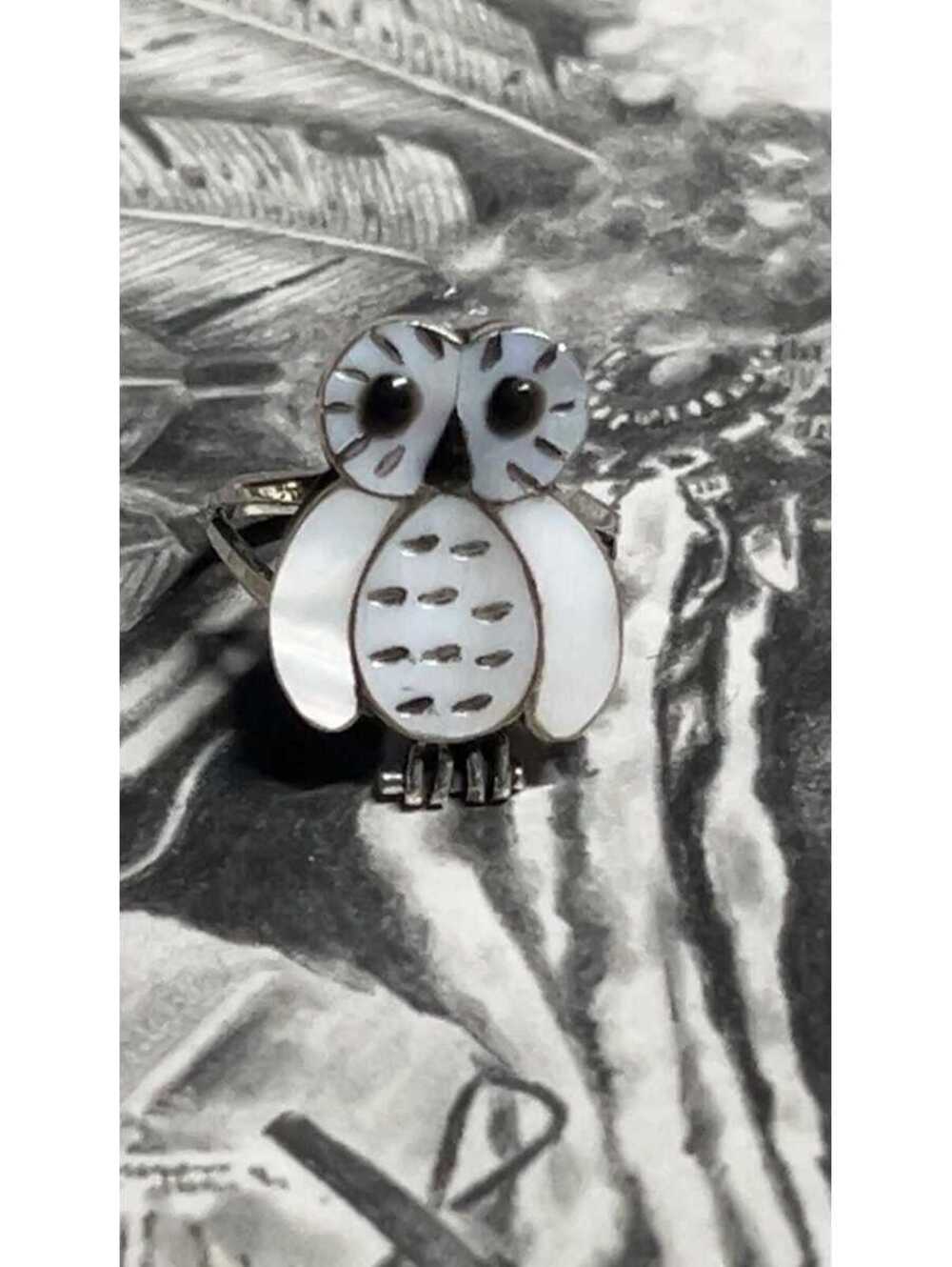 Zuni sterling silver inlay owl mother of pearl cluster traditional ring size 7